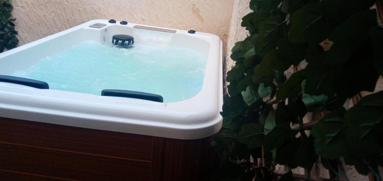 Apartamentos El Arenal Acebo Kültér fotó