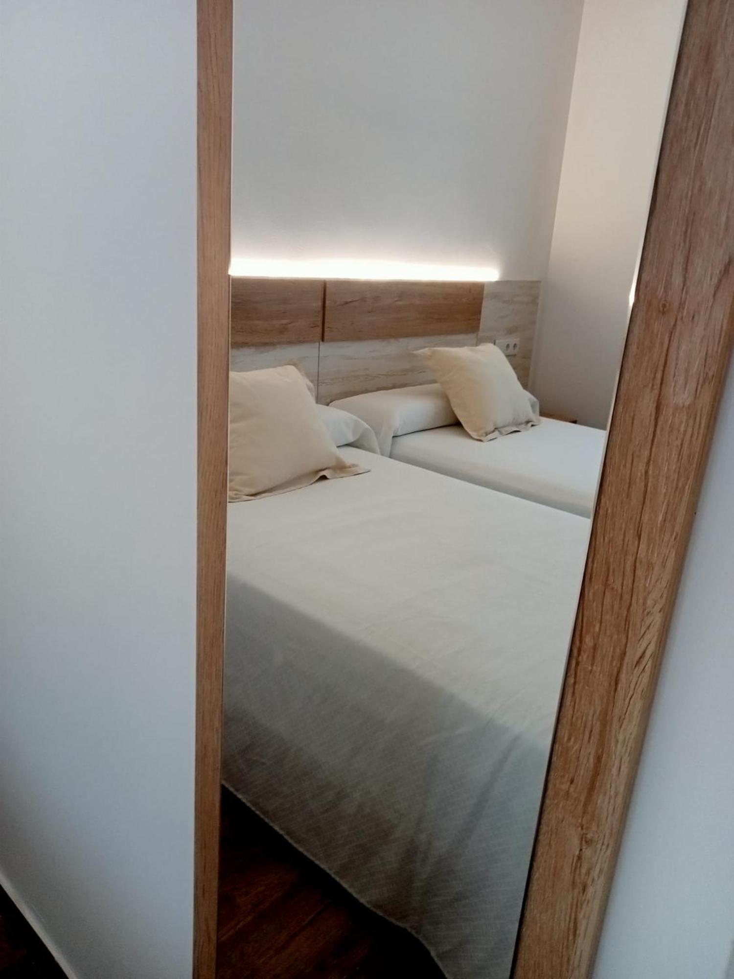 Apartamentos El Arenal Acebo Szoba fotó